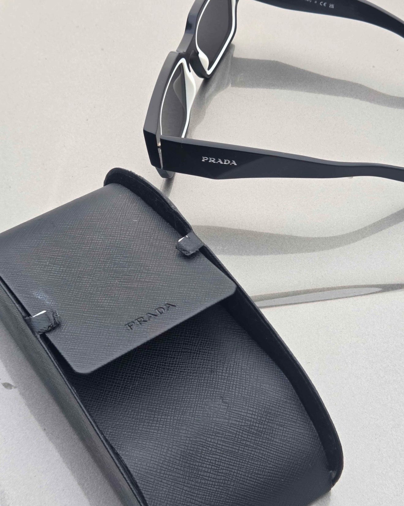 PRADA SUNGLASES